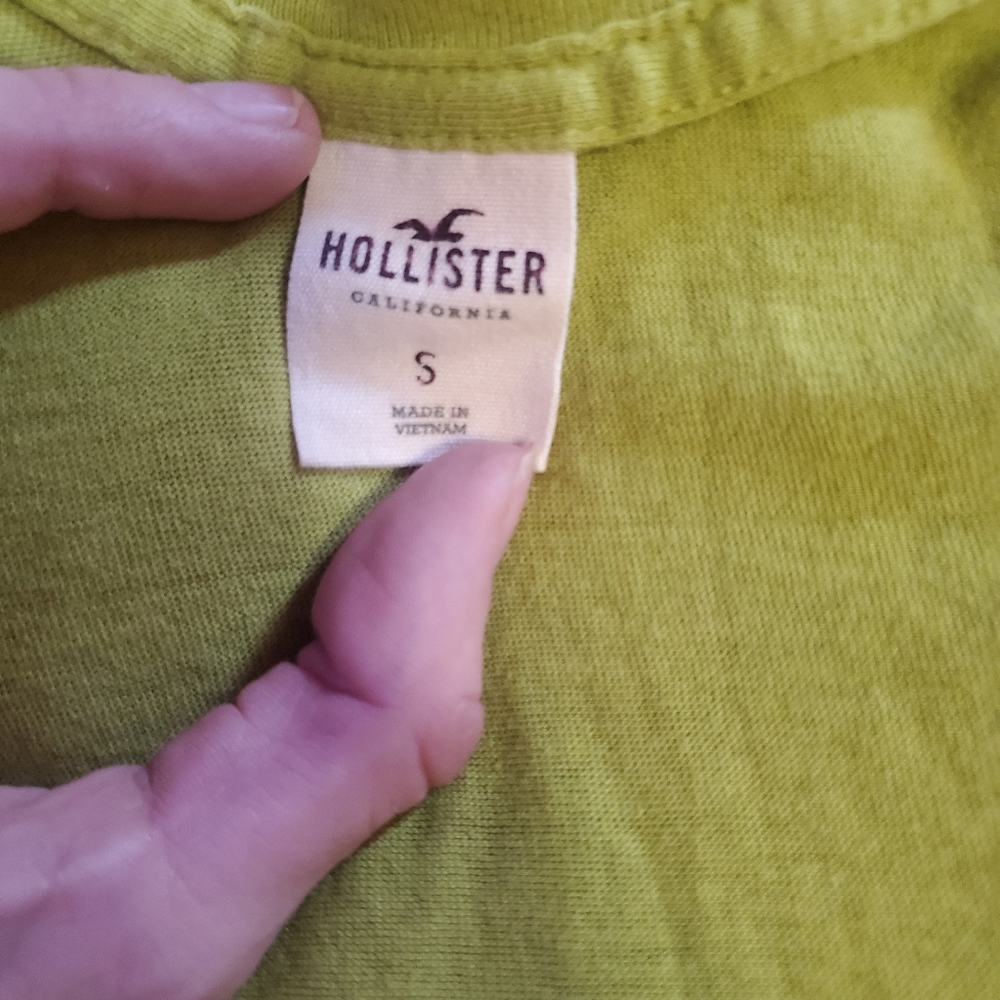 Shirt - Picture 2 of 3